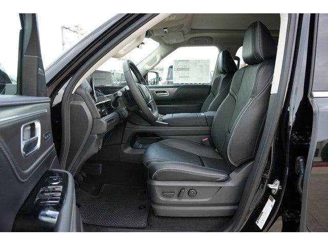 2027 INFINITI QX80 LUXE