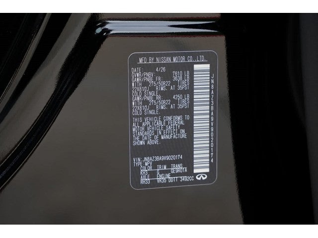 2027 INFINITI QX80 LUXE