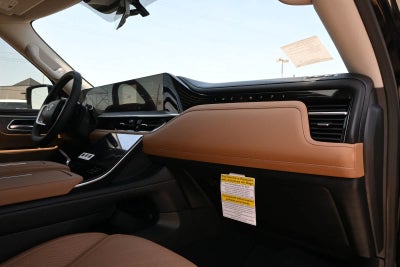 2027 INFINITI QX80 LUXE