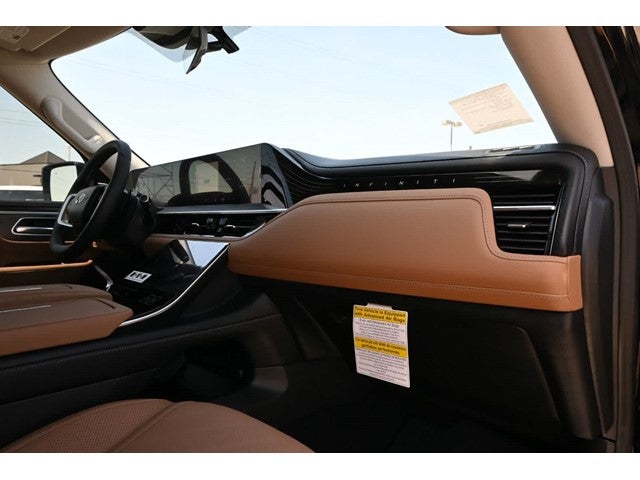 2027 INFINITI QX80 LUXE