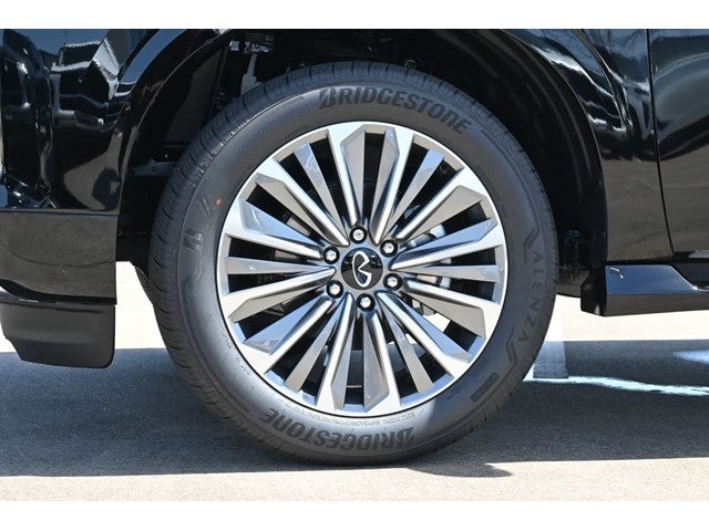 2027 INFINITI QX80 LUXE