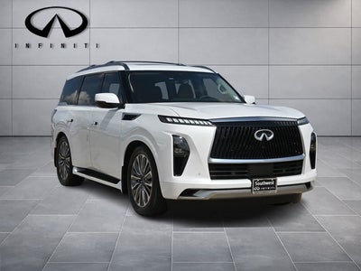 2026 INFINITI QX80 LUXE