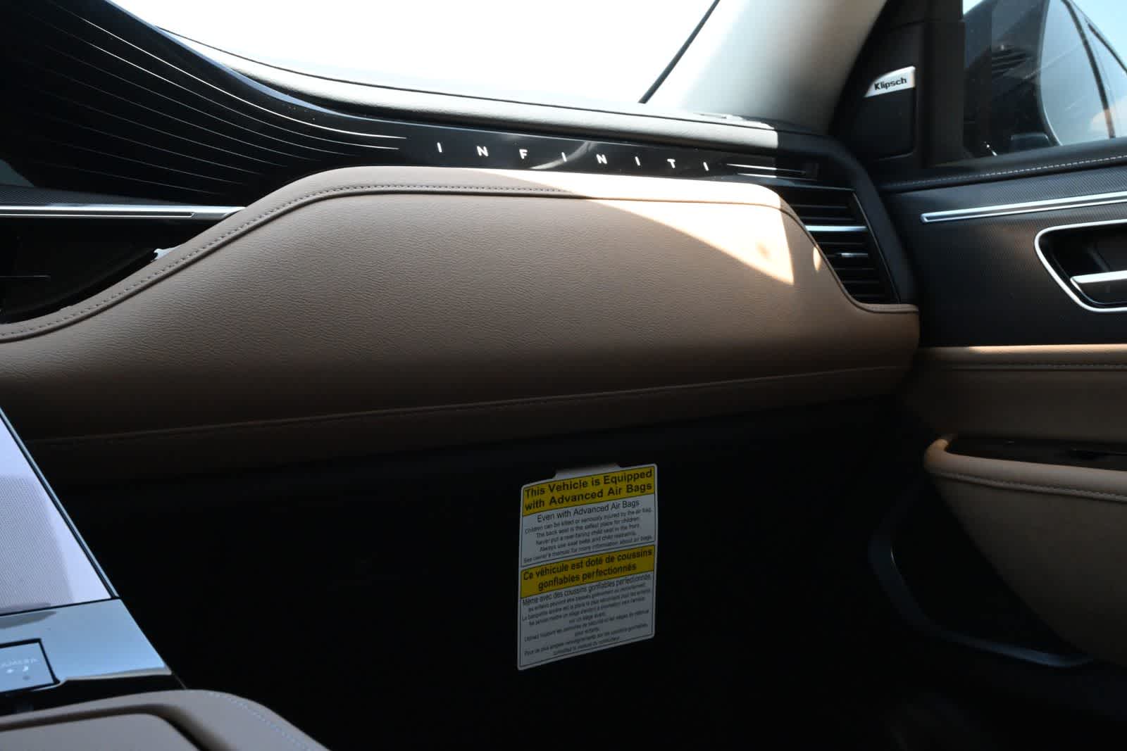 2027 INFINITI QX80 LUXE