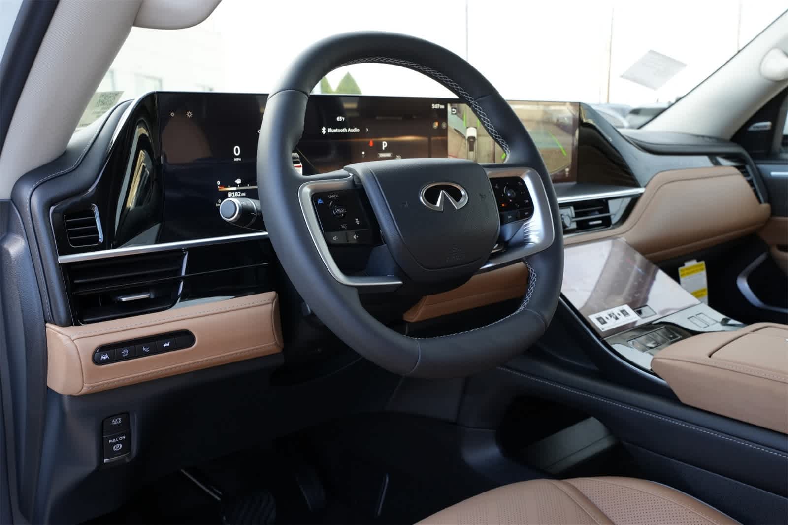 2026 INFINITI QX80 LUXE