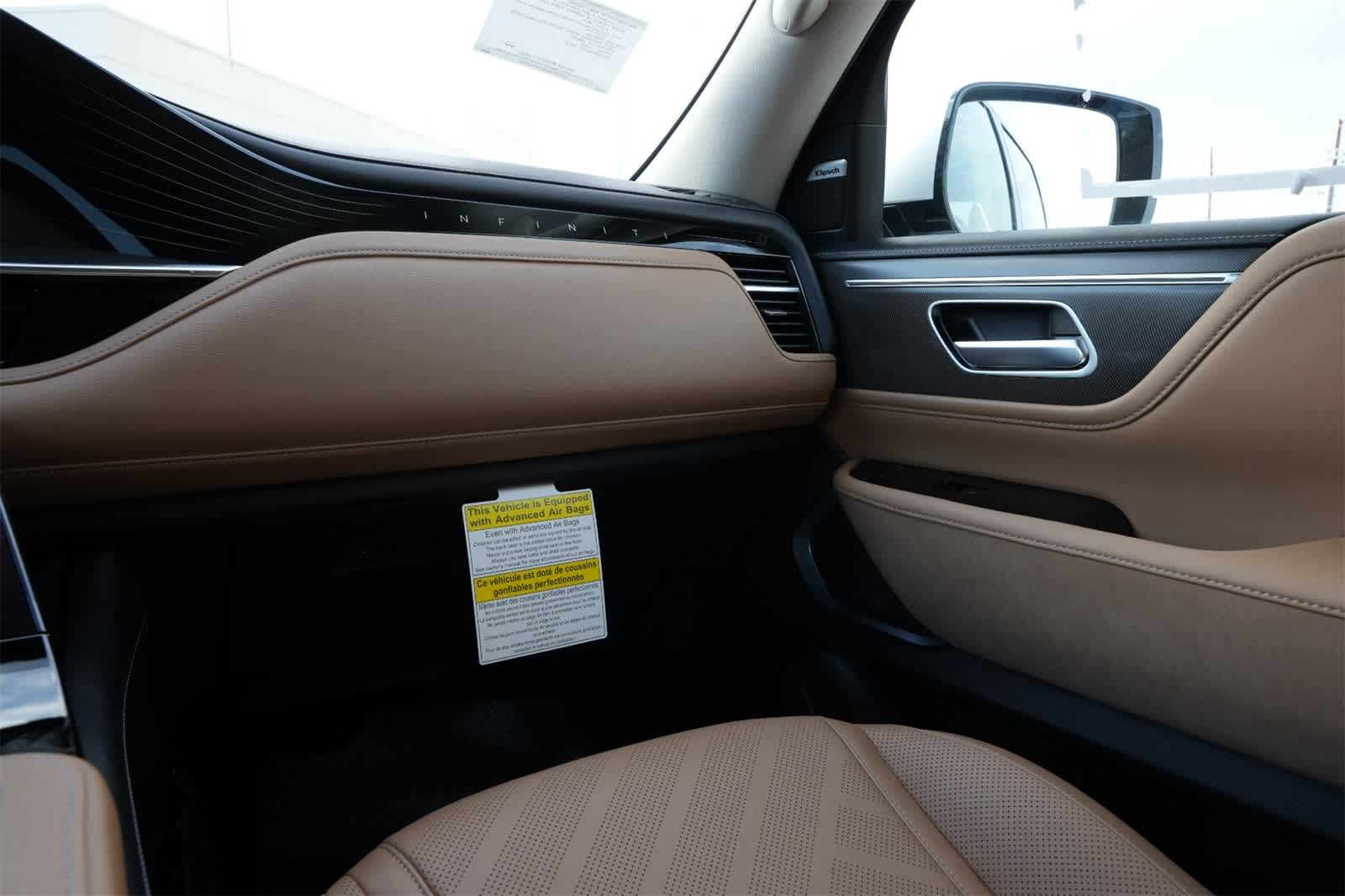 2026 INFINITI QX80 LUXE