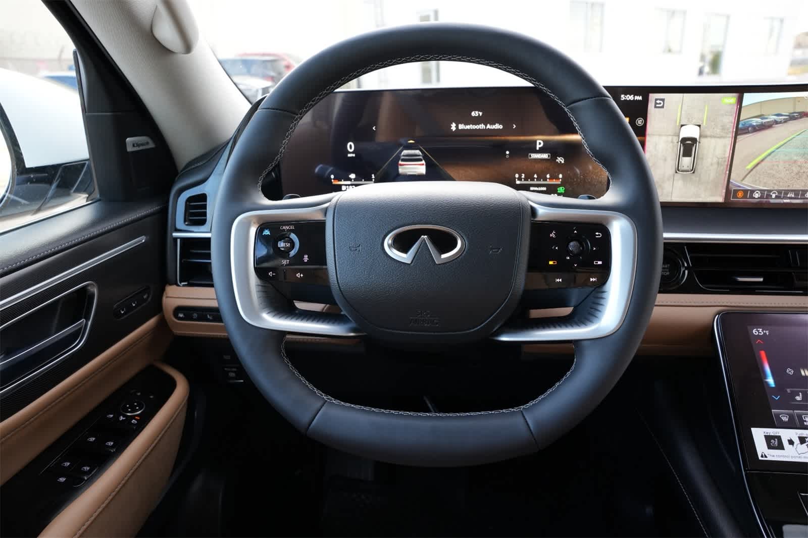 2026 INFINITI QX80 LUXE