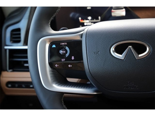 2026 INFINITI QX80 LUXE