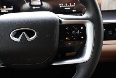 2026 INFINITI QX80 LUXE