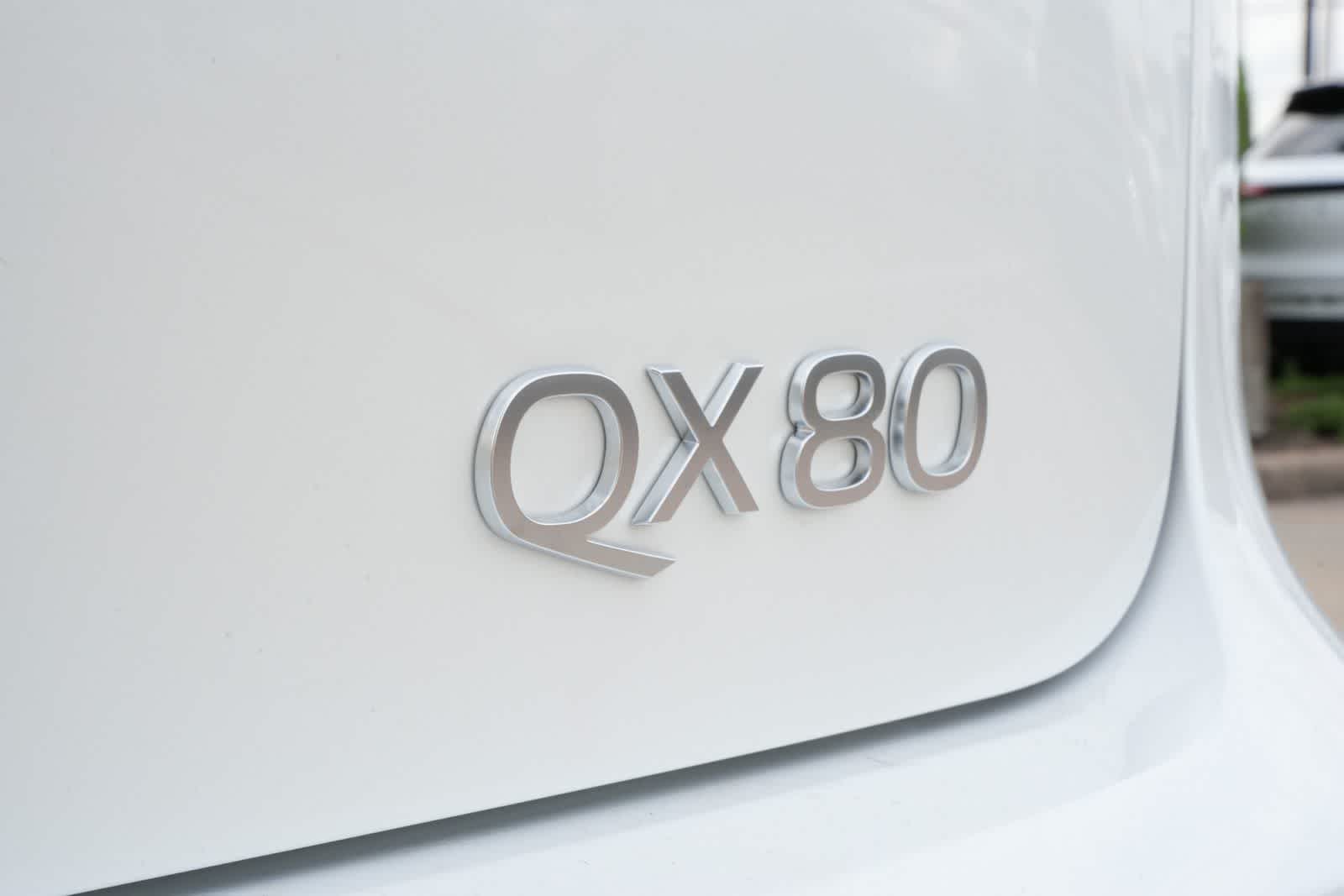 2026 INFINITI QX80 LUXE