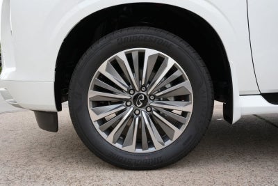 2026 INFINITI QX80 LUXE