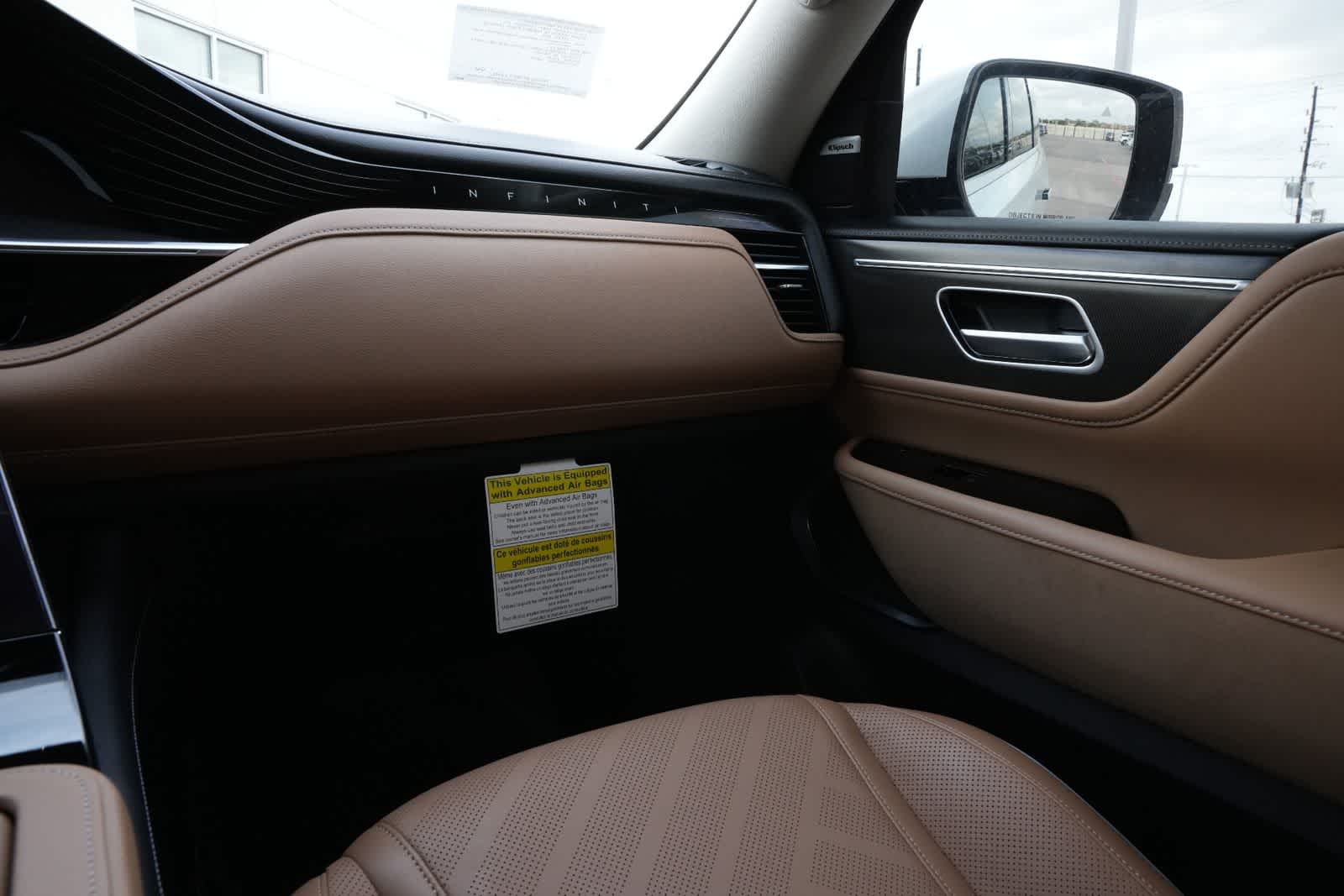 2026 INFINITI QX80 LUXE