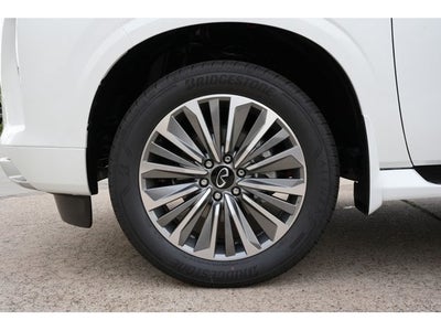 2026 INFINITI QX80 LUXE