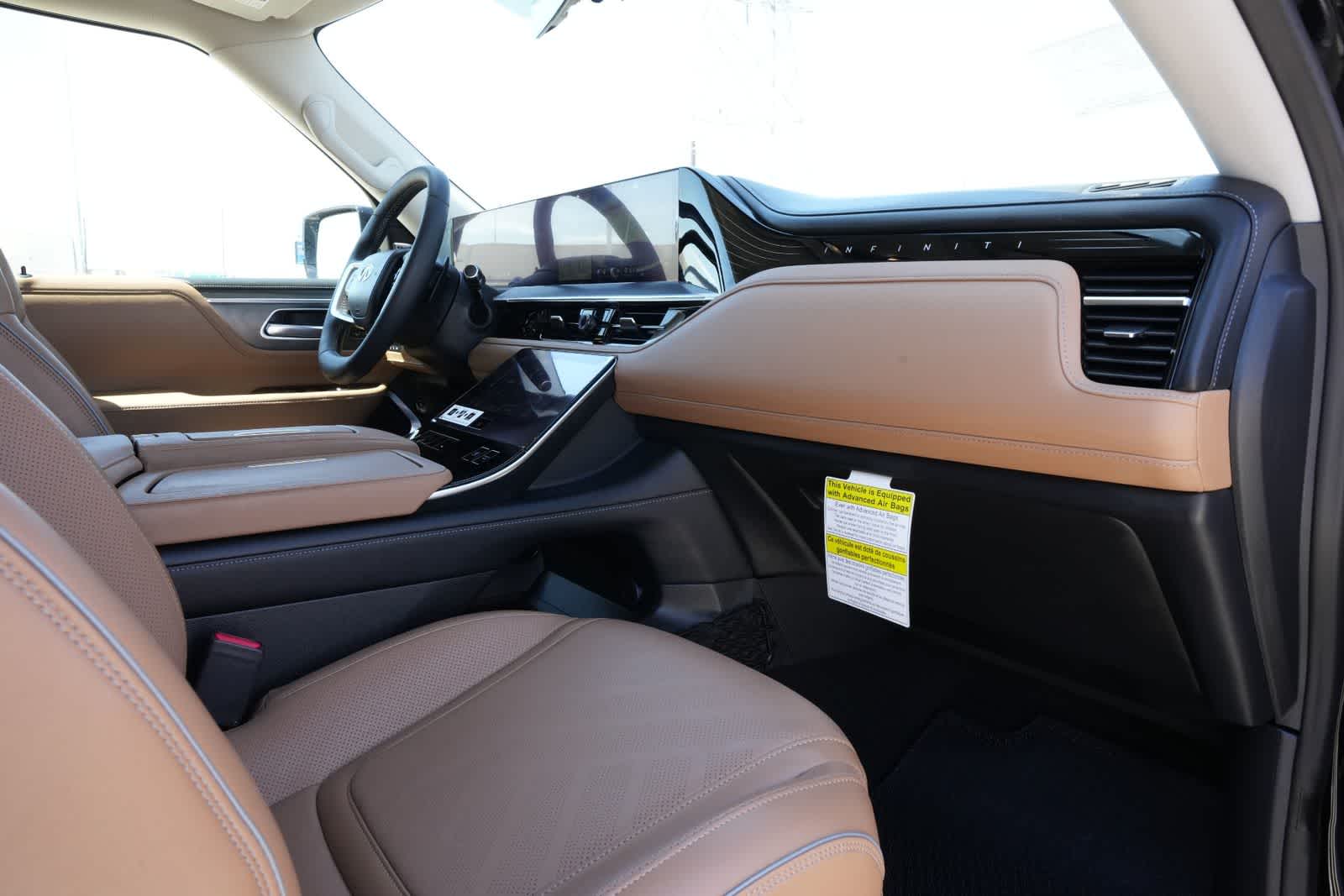 2026 INFINITI QX80 LUXE