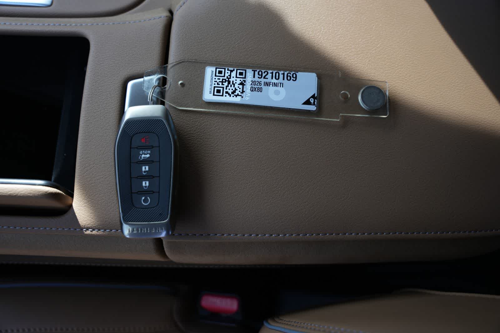 2026 INFINITI QX80 LUXE