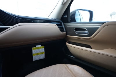 2026 INFINITI QX80 LUXE