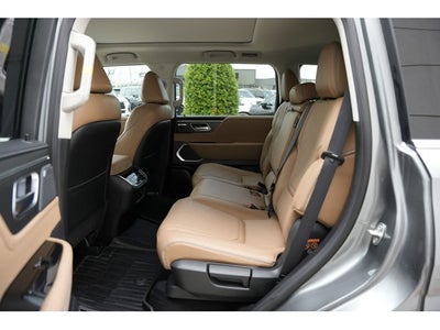 2026 INFINITI QX80 LUXE
