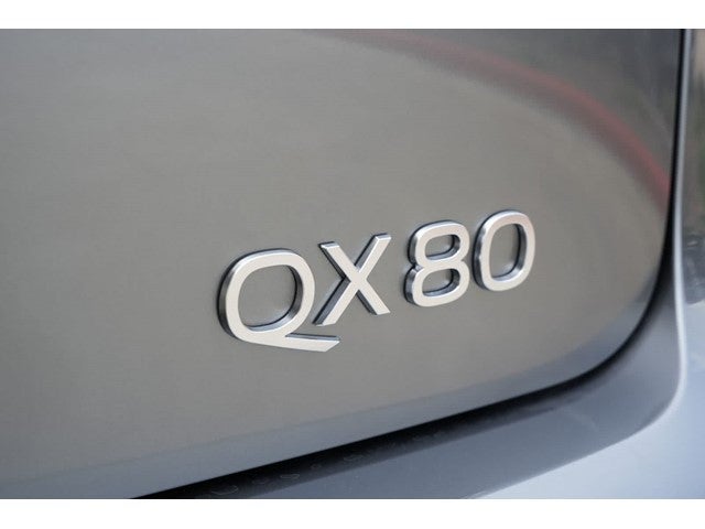 2026 INFINITI QX80 LUXE