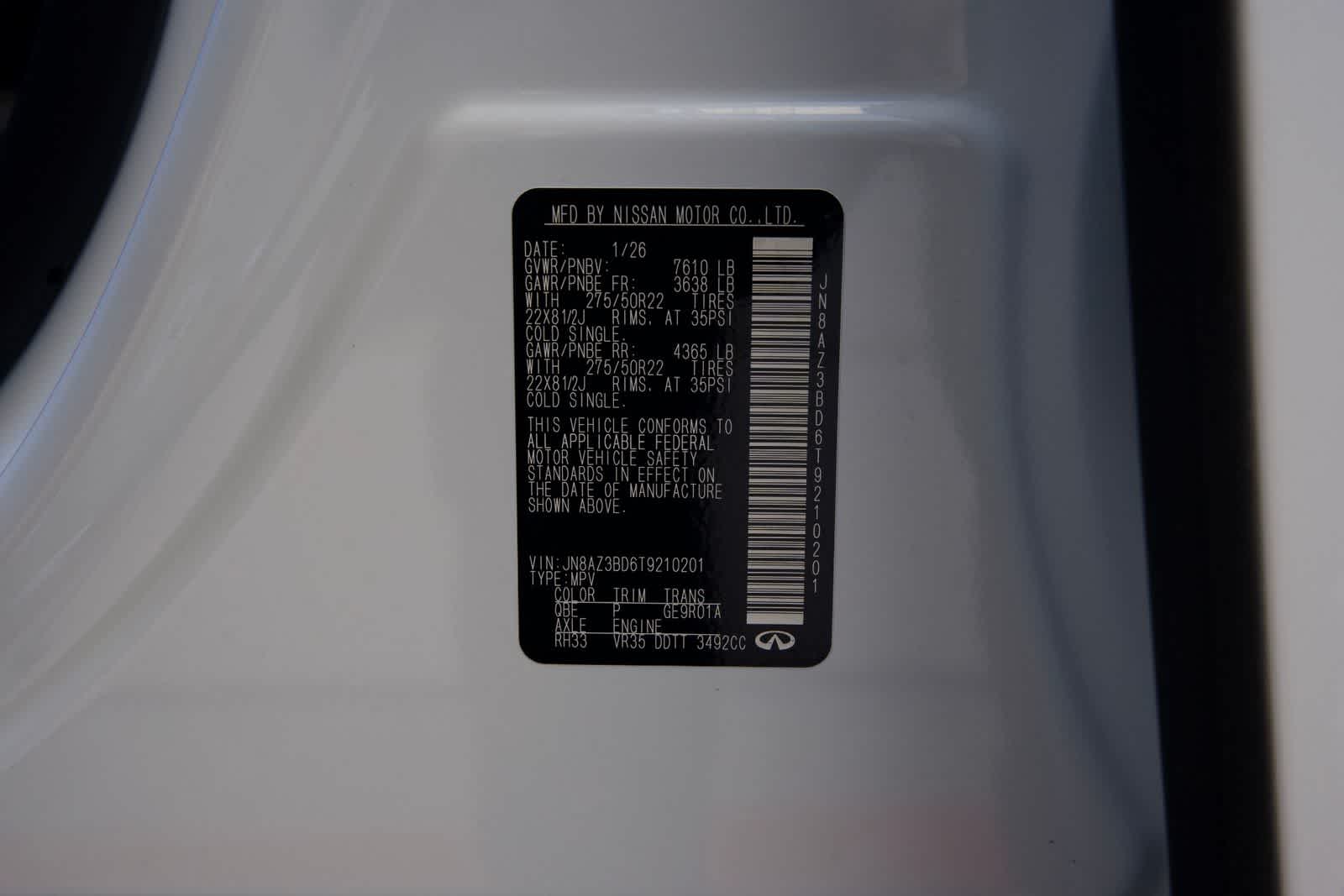 2026 INFINITI QX80 LUXE