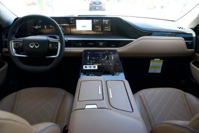2026 INFINITI QX80 LUXE