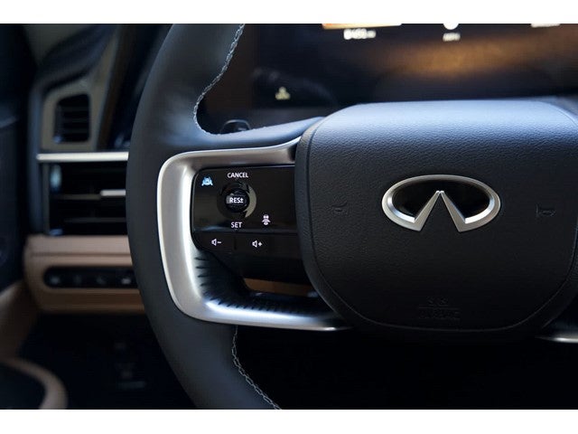 2026 INFINITI QX80 LUXE