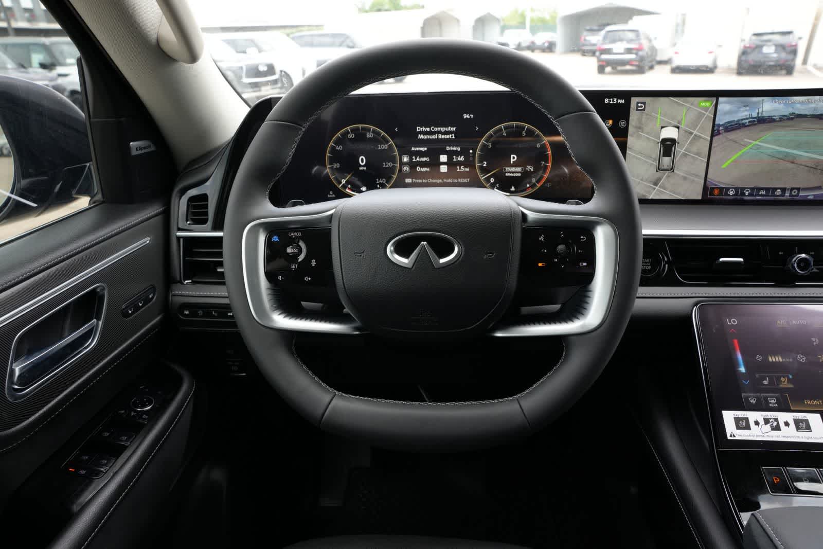 2027 INFINITI QX80 LUXE