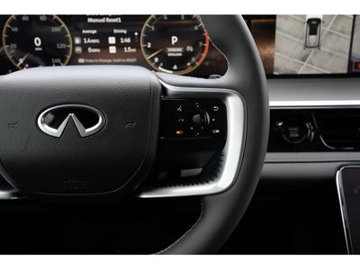 2027 INFINITI QX80 LUXE