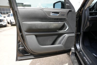 2025 INFINITI QX80 LUXE