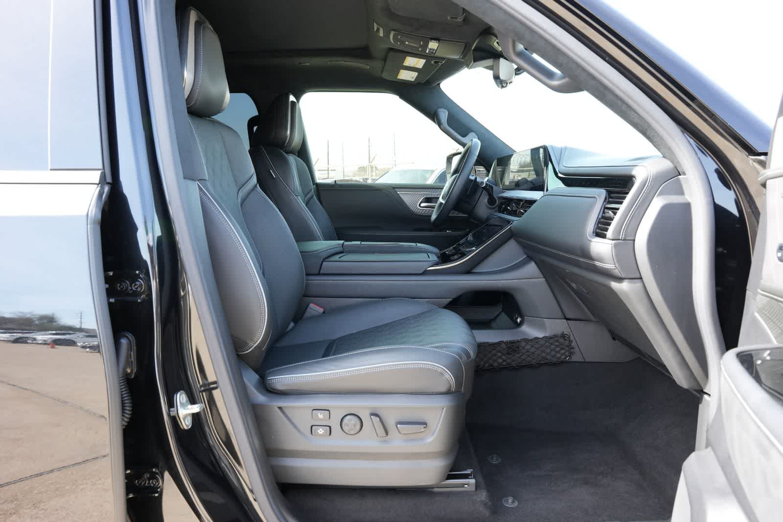 2025 INFINITI QX80 AUTOGRAPH