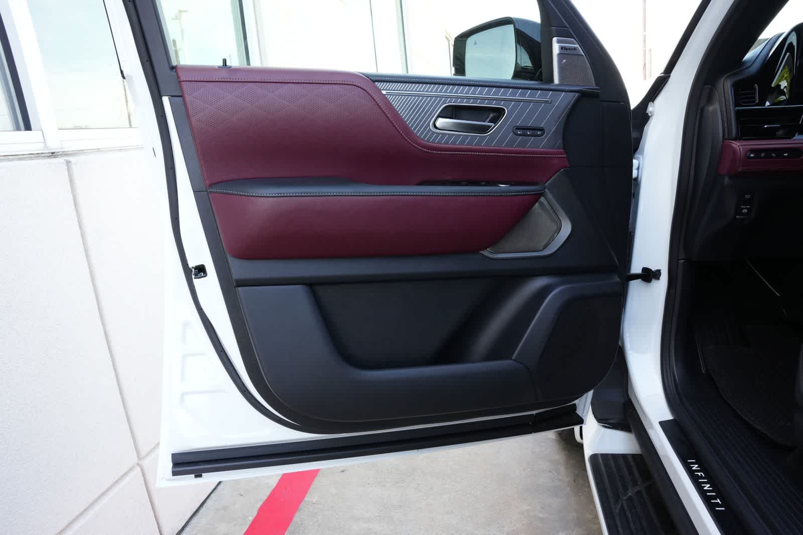 2026 INFINITI QX80 AUTOGRAPH