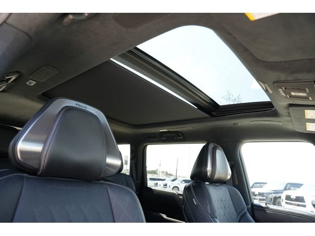 2027 INFINITI QX80 AUTOGRAPH