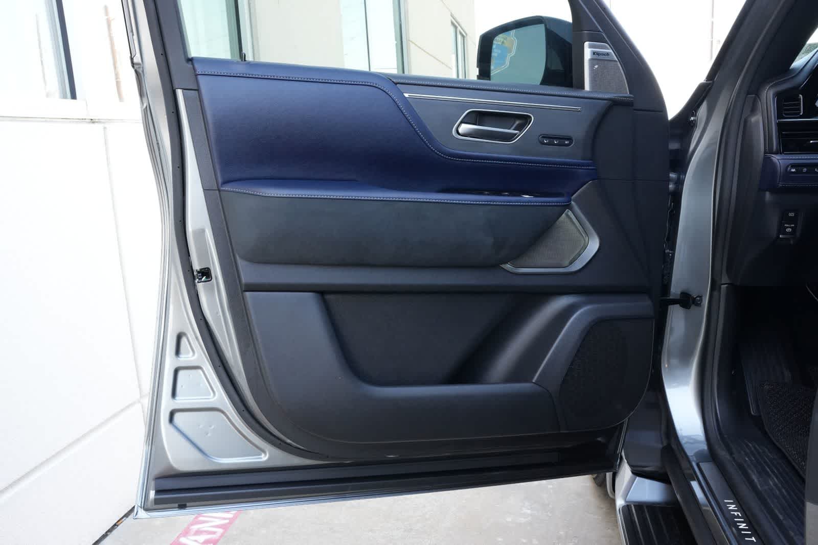 2026 INFINITI QX80 SPORT