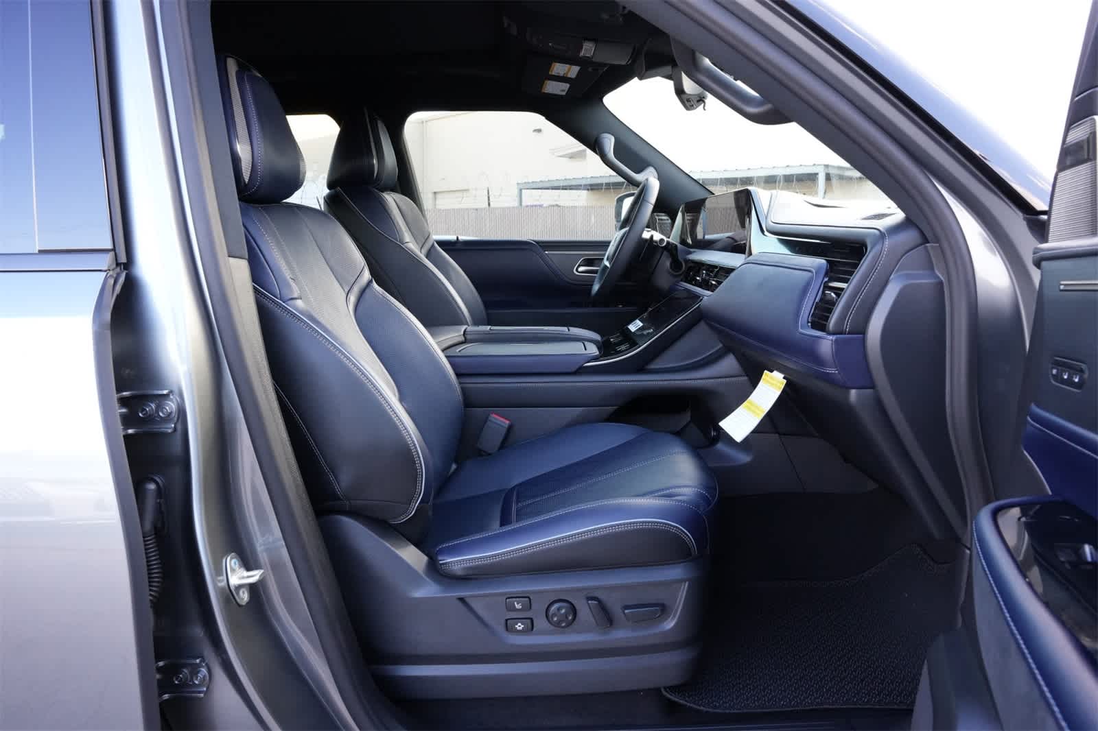 2026 INFINITI QX80 Sport 4WD