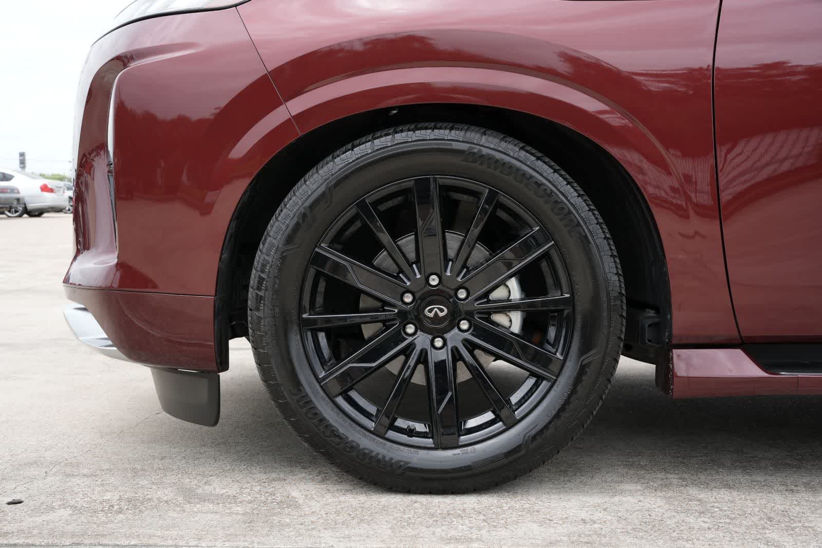 2025 INFINITI QX80 SENSORY