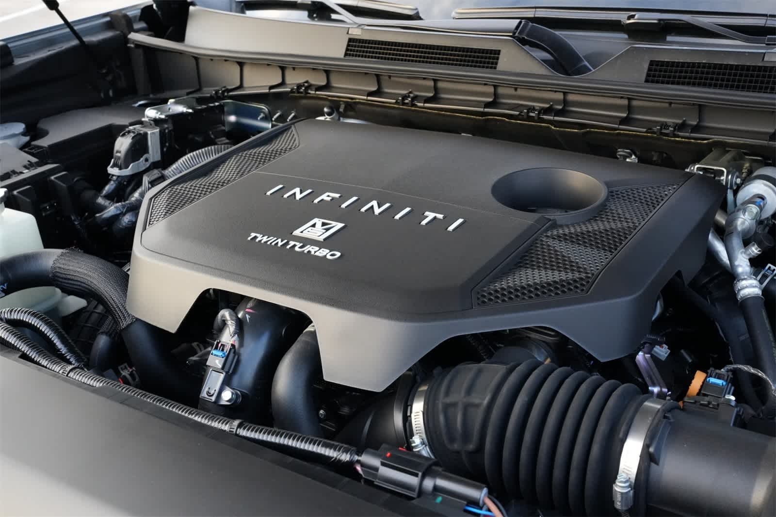 2026 INFINITI QX80 SPORT