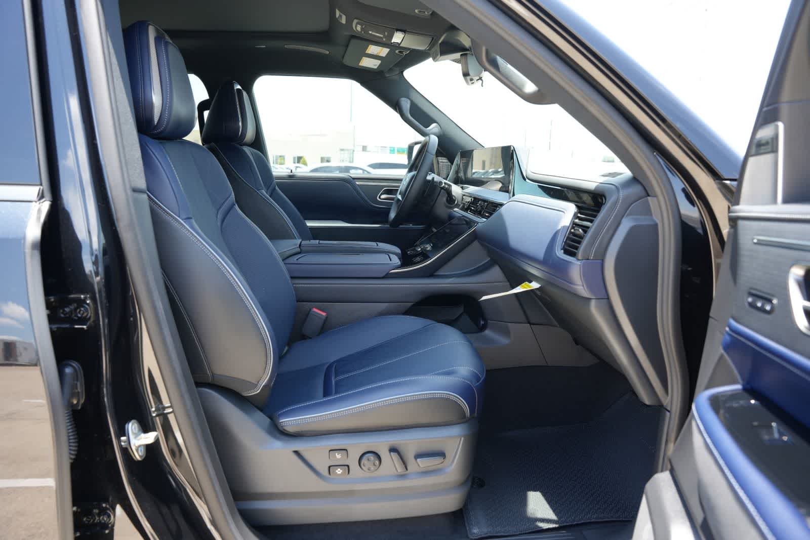 2026 INFINITI QX80 SPORT