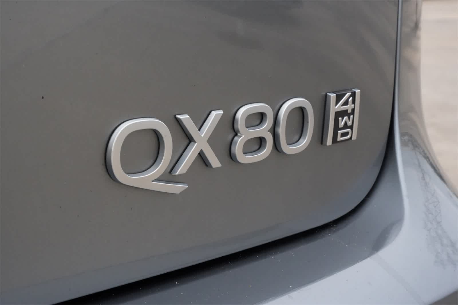 2025 INFINITI QX80 Sensory 4WD