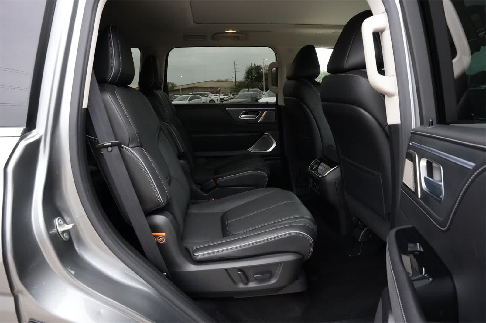 2025 INFINITI QX80 Sensory 4WD