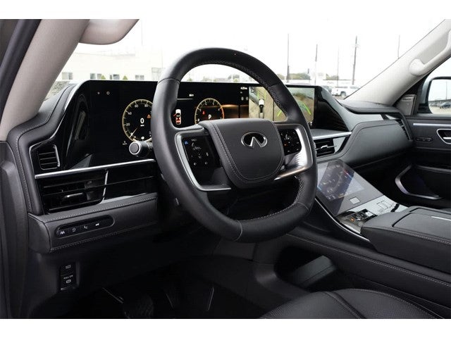 2025 INFINITI QX80 Sensory 4WD