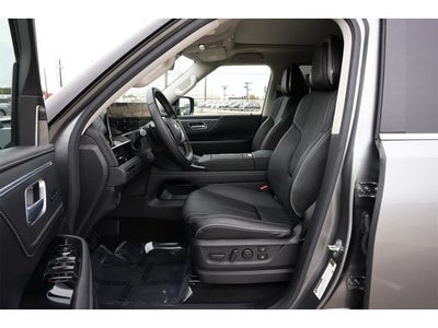 2025 INFINITI QX80 Sensory 4WD