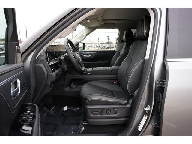 2025 INFINITI QX80 Sensory 4WD