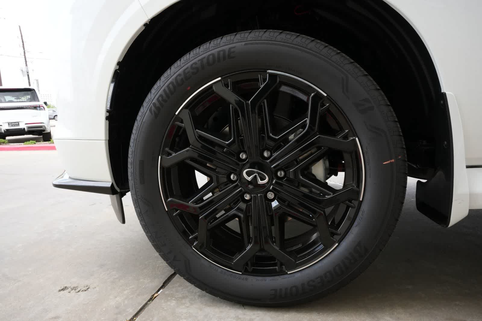 2026 INFINITI QX80 SPORT