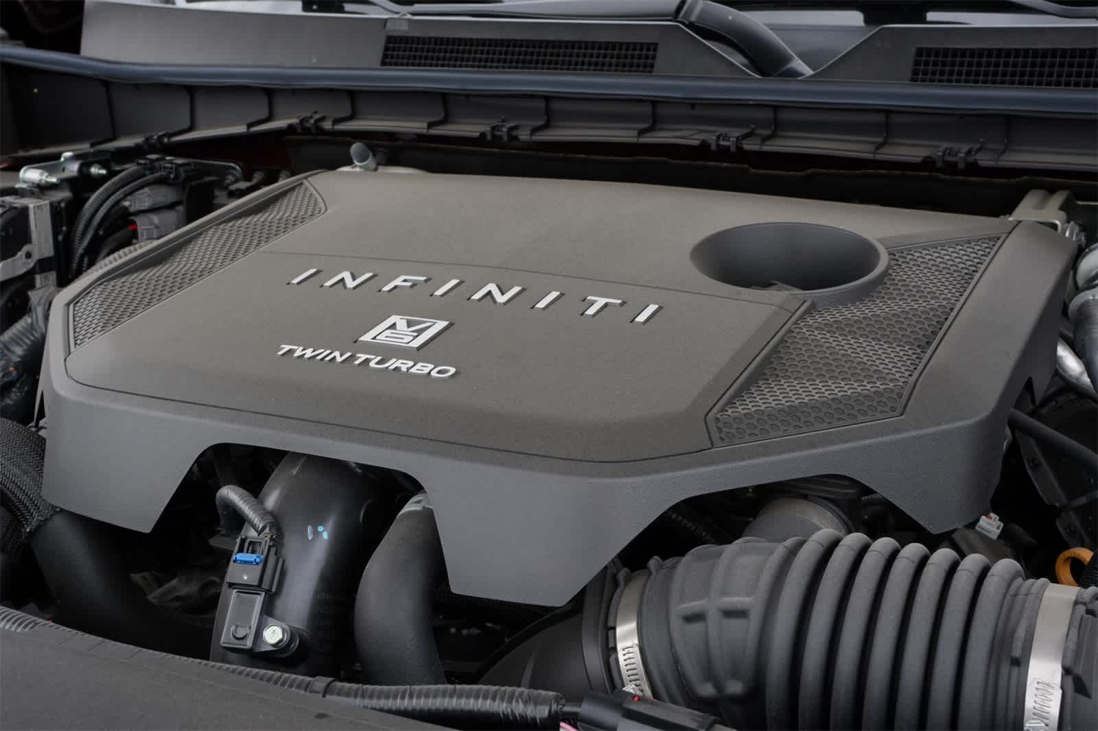 2025 INFINITI QX80 Sensory 4WD