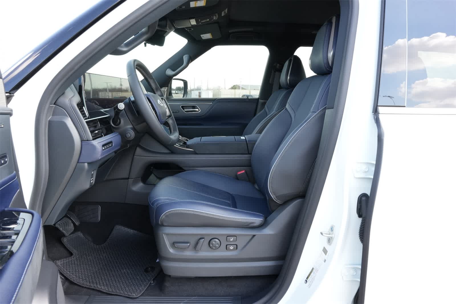 2026 INFINITI QX80 SPORT