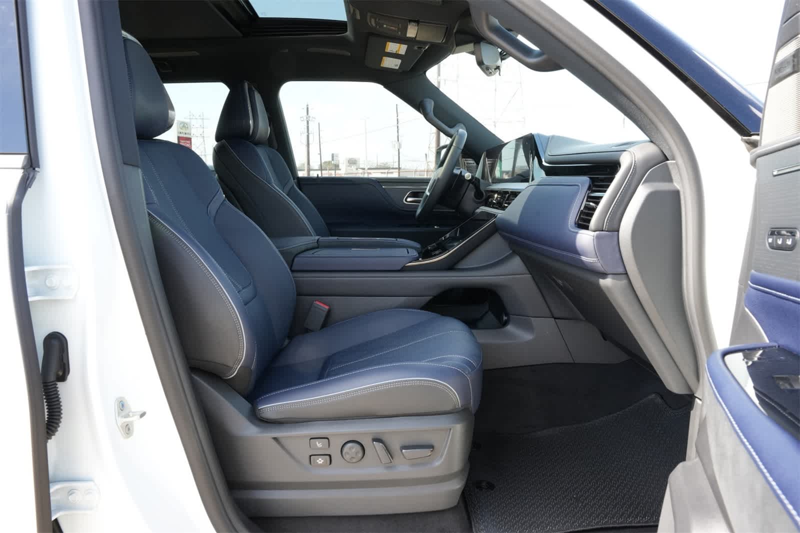 2026 INFINITI QX80 SPORT