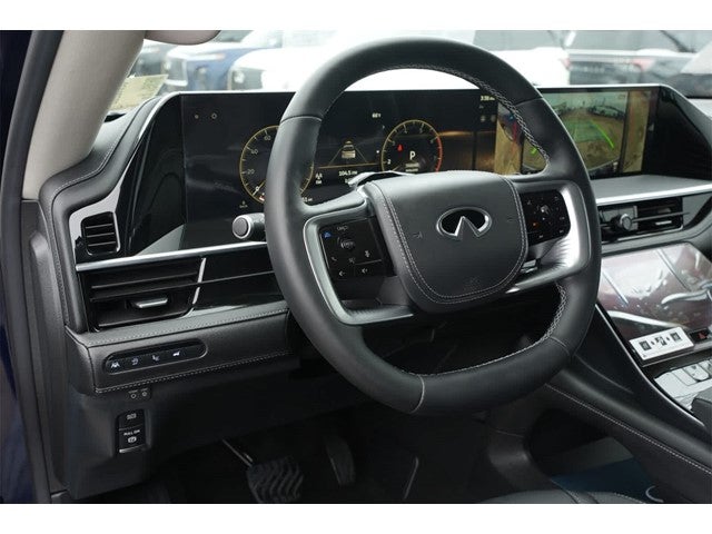 2025 INFINITI QX80 Sensory 4WD