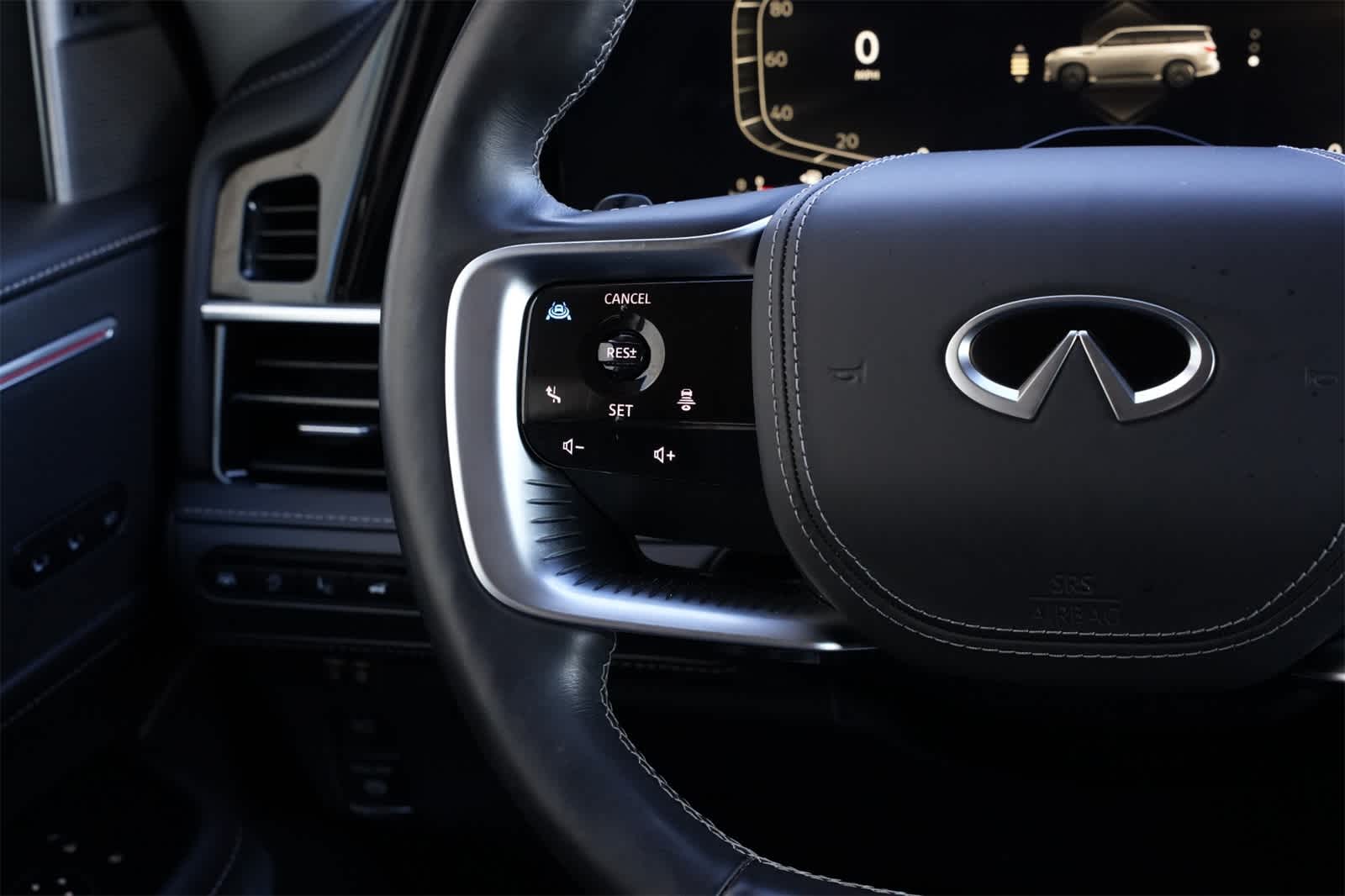 2025 INFINITI QX80 Sensory 4WD