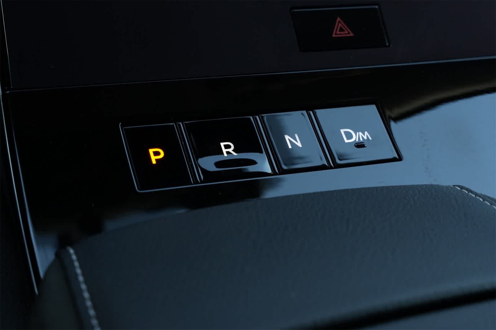 2025 INFINITI QX80 Sensory 4WD