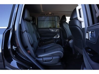 2025 INFINITI QX80 Sensory 4WD