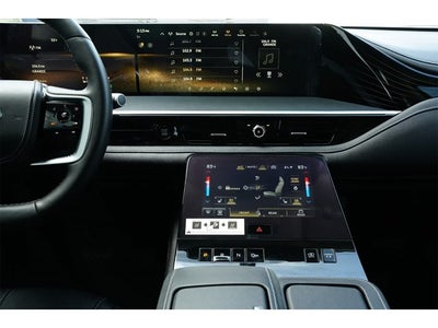 2025 INFINITI QX80 Sensory 4WD