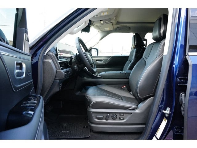 2025 INFINITI QX80 Sensory 4WD